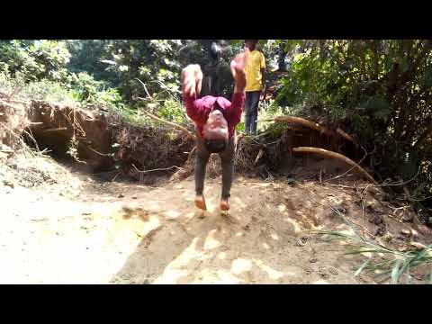 mue nderezo mwana funzi aruka sarakasi afikia kiuno