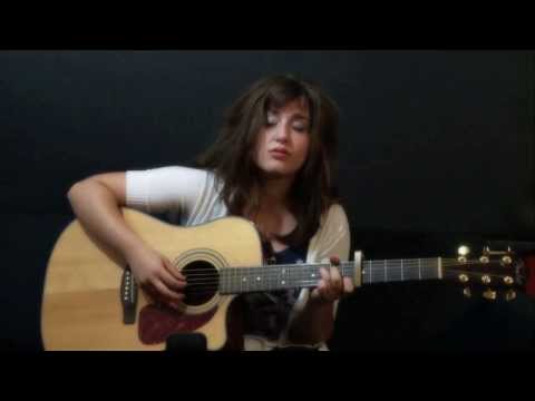 Caroline Savoie - Hallelujah (Leonard Cohen - Jeff Buckley version Acoustic Cover)
