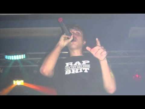 Daniel Hulth ft Akin - Ta mig i kragen