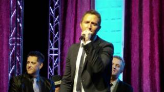 Doug Anderson - Jesus Is Holding My Hand