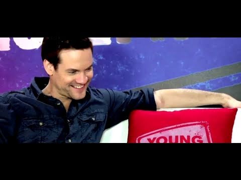 Nikita's Shane West does "Voga" aka Yoga
