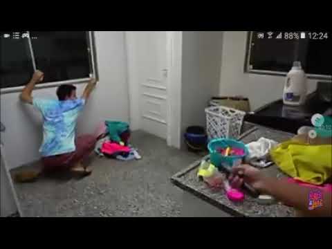 Primeiro face: cena da lavanderia Face Preto (2019) Face Branco (2020)