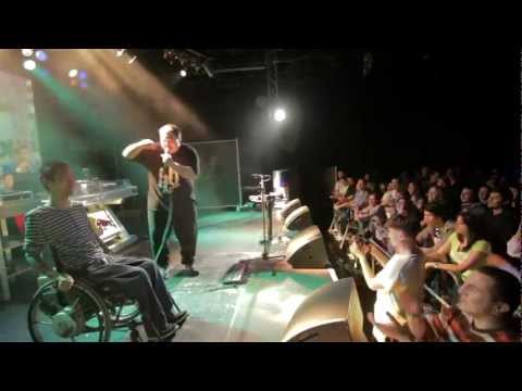 DIVINITUS LIVE DABEI @ HIP HOP CONNECTION 2012 im WUK