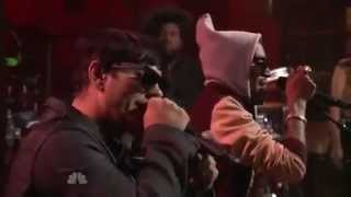 KiD CuDi-Maniac (feat. cage and the roots)- Live