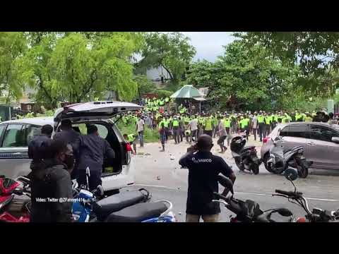 ބިދޭސީންގެ ހަމަނުޖެހުން ބޮޑުވެ، ފުލުހުންނަށް ހަމަލަދީފި