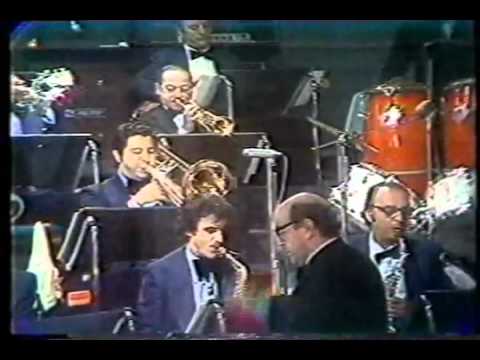 Caçulinha   Luciene Franco relembram canções francesas - TV Tupi - 1976.flv