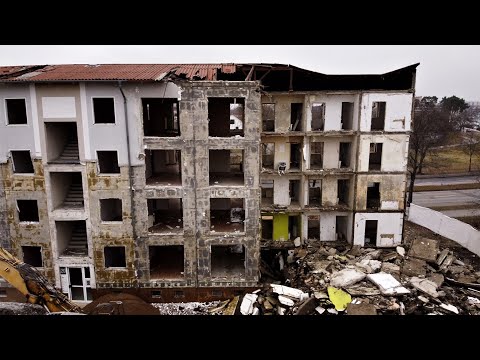 HOYERSWERDA - Erich Weinert Str 12-16 - ABRISS - 15.11.2021