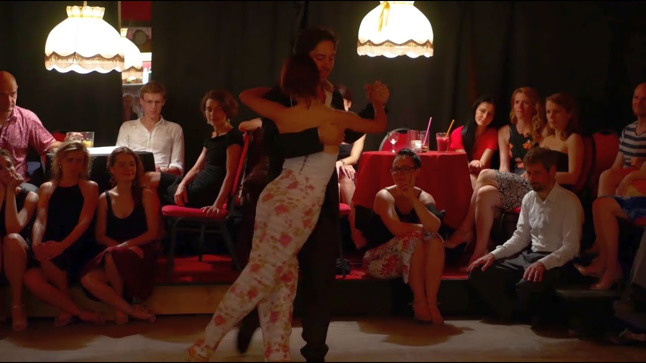 Anna Sieprawska & Dominic Bridge 2/4 - Kraków, Milonga La Luna