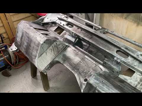 Clanger 109 The Series Landrover Rebuild - Bulkhead Update