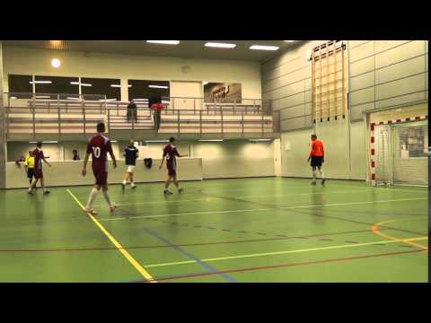 23 okt 2015 Kosterman 7 - HMS 2 com 2-2 je schoot ze er aardig in Robbie