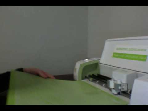 Loading a Cutting mat-Loading Cricut Cutting Mat