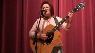 Margaret Becker performs &#39;Horses&#39; at His Gifts and Presence New England Arts Festival