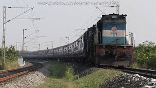 preview picture of video 'KYN WDM3D Honking And Chugging Its Way With Hussainsagar Daily Superfast Express.'