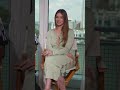 HAILEE STEINFELD SPEAKS SPANISH Across The Spider Verse