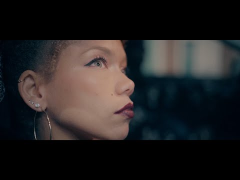 Realteec ft. Cyril Kamer & Moha The B - Feliz (Official Video) #amorguerra