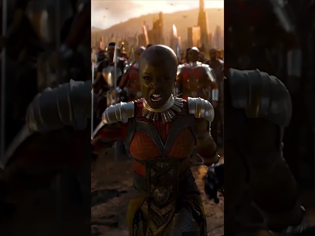 Vídeo relacionado con Disney Marvel Avengers Assemble Tarjeta de felicitación de cumpleaños con personajes de Disney