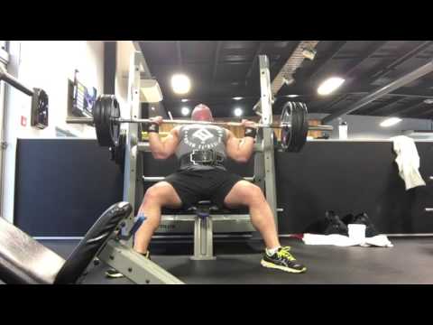 140kg (315lb) x 2 Seated overhead press