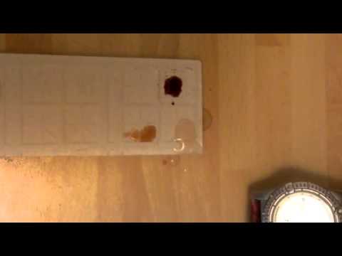 Test several liquids on stone