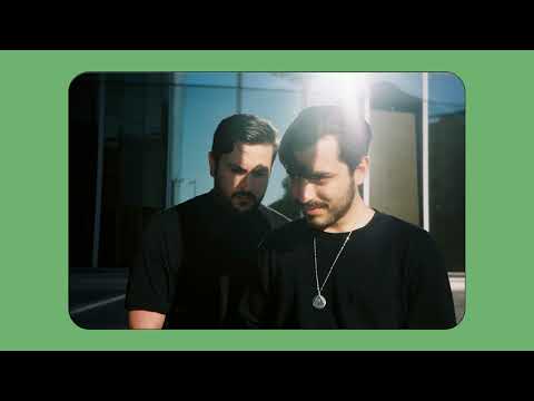 CLUBZ - Palmeras/Bailando (Mashup)