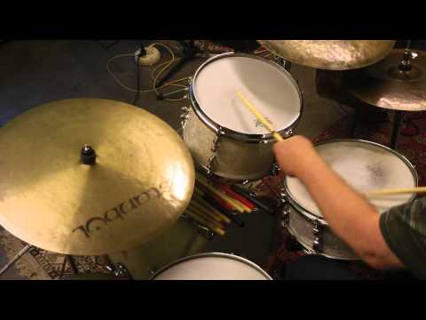 GRETSCH NEW CLASSIC 3 PIECE BEBOP- Christmas Jazz 2012 Tune 5
