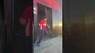 Download lagu SUSTO en el Juego del Miedo 👻 | Salamanca 2022 #feria #ferias #shorts #susto #miedo #motosierra mp3