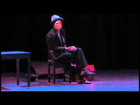 Juggling Magic clown bouncing Act Fred cie Poc Fism