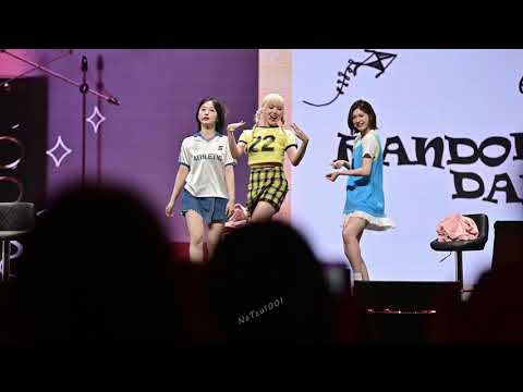 [NMIXX] Haewon Bae Jiwoo dancing Mr. Vampire (ITZY) | 1st Fan Concert MIXX University