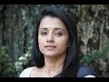 Trisha Hot Cleavage Show In Saree