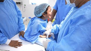 Download lagu Little Girl  Crying fear for surgery | Anesthesia for Cleft Lip and Palate Surgery mp3 Download lagu Little Girl  Crying fear for surgery | Anesthesia for Cleft Lip and Palate Surgery mp3