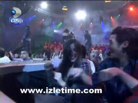Grup Reyting - Birini Bıraktım @ Beyaz Show
