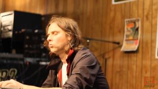 102.9 The Buzz Acoustic Session: Phoenix - Entertainment