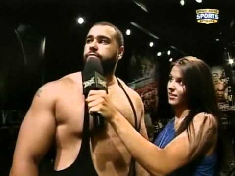 The first Bulgarian in FCW / WWE (Alexander Rusev interview)