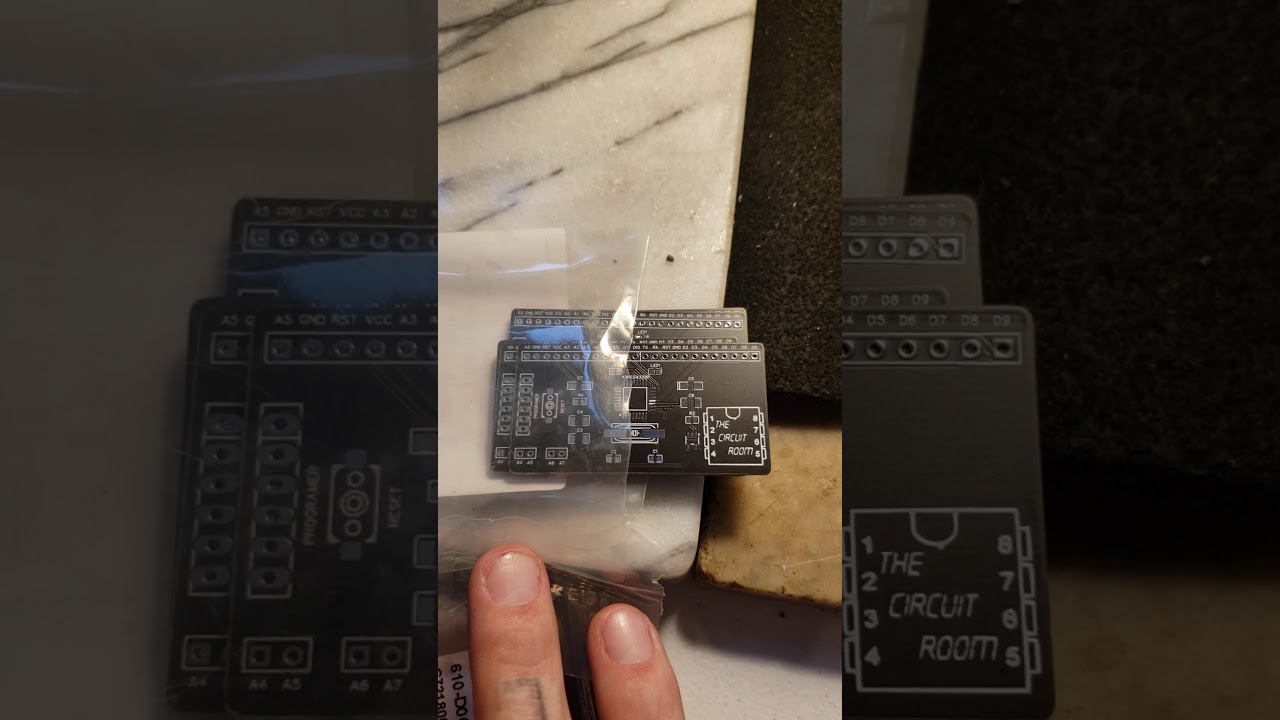 LCSC order arrived, time to put our boards together!