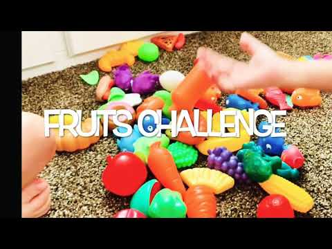 Fruits challenge between Leen and Zainتحدي الفواكه بين لين وزين