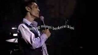 Download lagu jamal abdillah - ku cari damai di hati ngan lirik sekali mp3