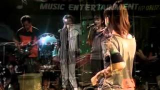 Download lagu PERISTIWA SILAM Camelia mp3