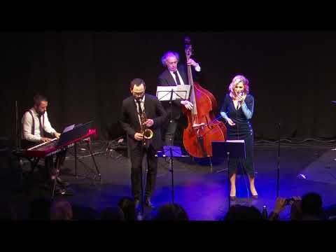 Blue Moon - Moonlight Shadows Band - Live