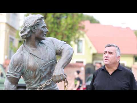 SI MA RIDIC    Sergiu si Ligia Nichescu