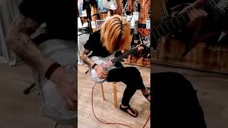 Video thumbnail for 【試奏】ESP FRX Liquid Metal Silver SEYMOUR DUNCAN Pegasus PU & Marshall AMP test play 6 #shorts by So Fúckn’Guitarist