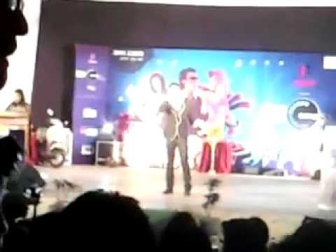 Raman pandey Singing at Banaras