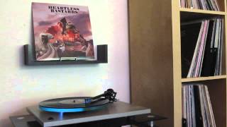 Heartless Bastards~The Mountain~"Out At Sea"