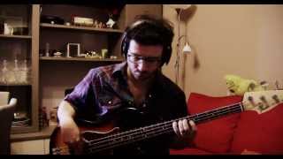 Max Gazzè Niccolò Fabi - Vento d&#39;Estate (Bass Cover)
