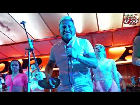 Cumbia Sofia (En Vivo) - Kumbia Chilanga Que Nota (Desde El Salón California Dancing Club, CDMX)