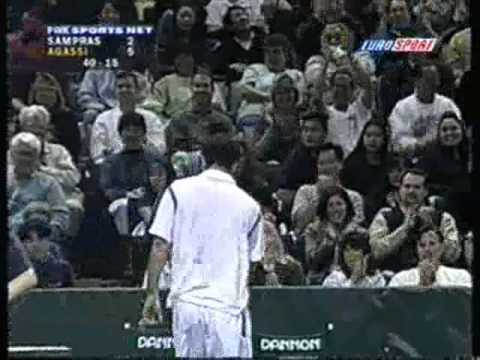 Pete Sampras plays with broken strings against Andre Agassi