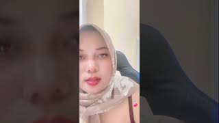 Download lagu Hijab Live terbarul Mel bar bar . Kasih gaya enak buat penonton mp3 Download lagu Hijab Live terbarul Mel bar bar . Kasih gaya enak buat penonton mp3