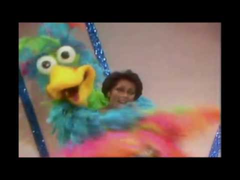 Muppet Songs: Lola Falana - He's the Greatest Dancer