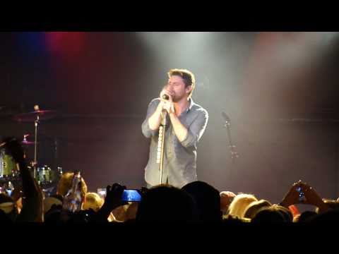 That Makes Me - Chris Young