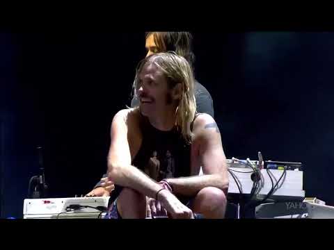 Foo Fighters — Under Pressure - (Queen)  Taylor Hawkins