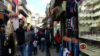 Life in Different Shopping Centers ( Kemeraltı vs Forum Bornova) (Shor
