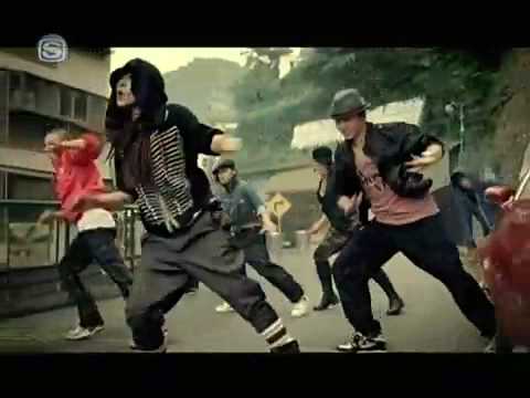 BoA - Eat You Up (HQ)